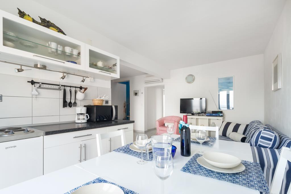 Hippocampus Apartments 미미체 객실 사진